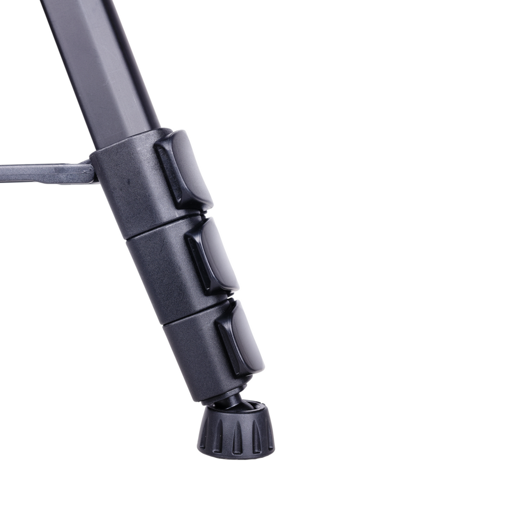 AP 899 Pro Tripod