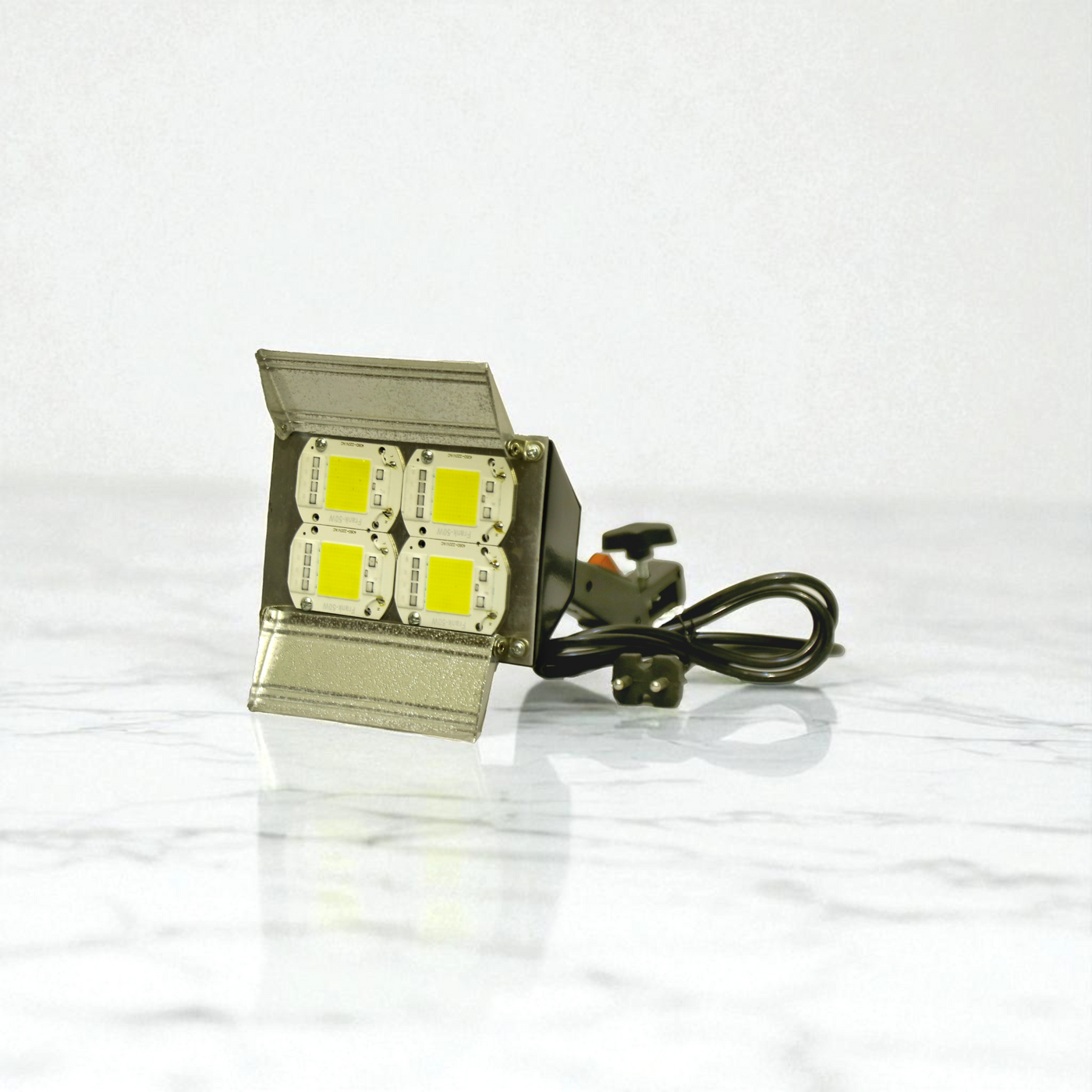 B4 Video Light with 4P Led (White/Mix)