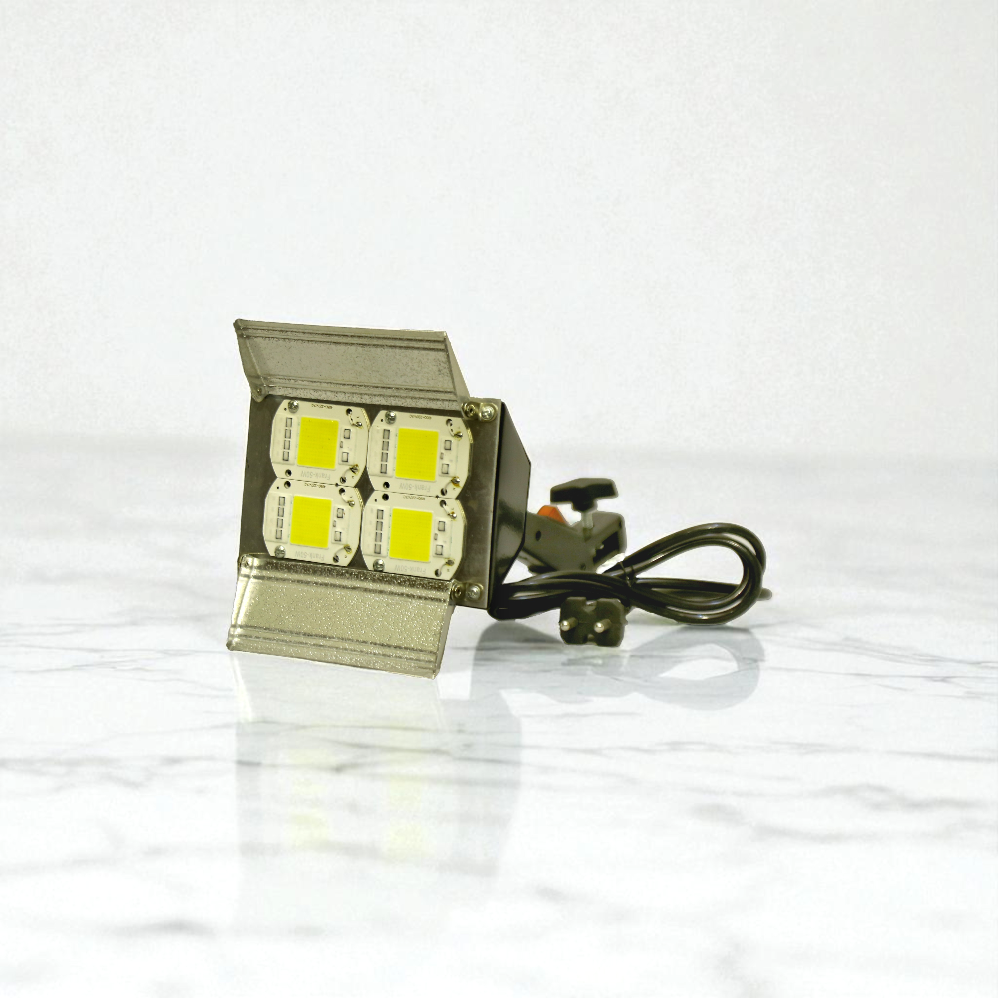 B4 Video Light with 4P Led (White/Mix)